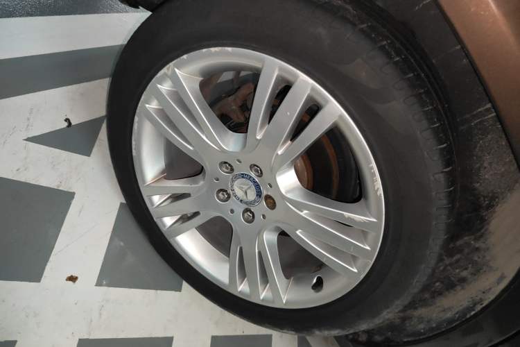 Used Mercedes-Benz GLK-Class 2014 GLK 260 4MATIC Dynamic Model Right Rear Wheel Hub