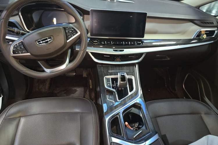 Used Geely Auto Jiajie 2021 1.8TD DCT Luxury Model Center Console