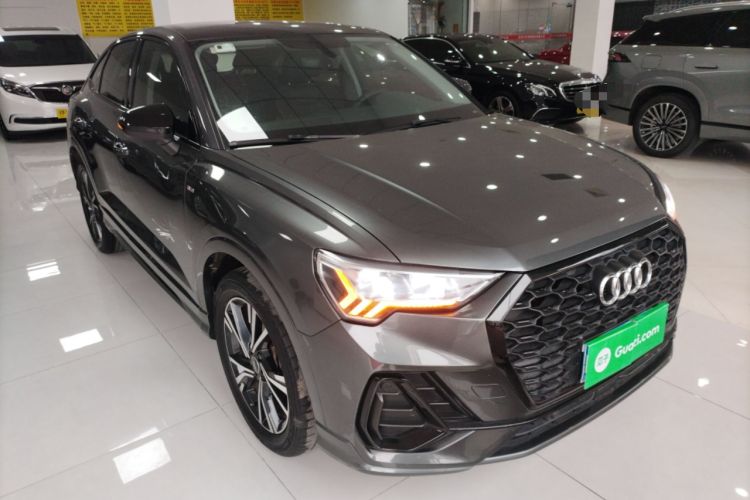 Used Audi Q3 2022 40 TFSI Fashion Dynamic Model
