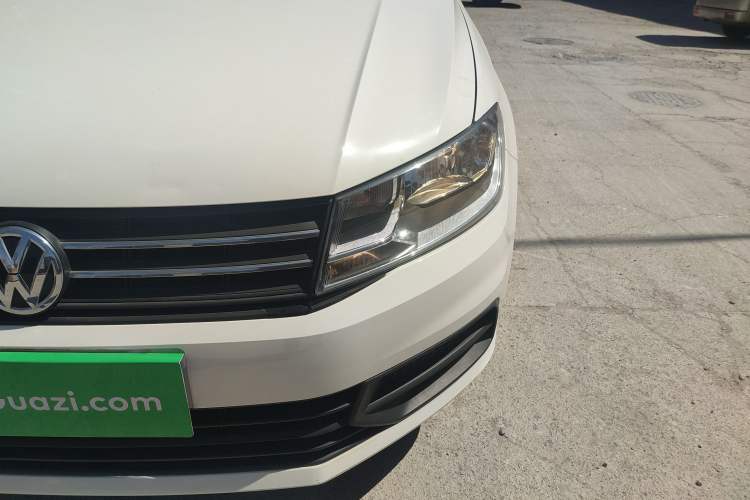 Used Volkswagen Santana 2016 1.6L Manual Fashion Edition
