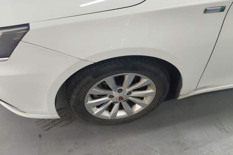 Used Roewe i6 New Energy 2017 45T Hybrid Connect & Smart Enjoyment Edition
