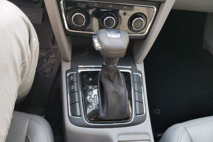 Used Skoda Superb 2012 1.4TSI DSG Zhiya Edition
