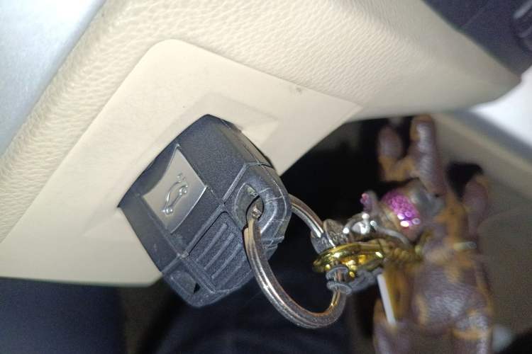 Used BMW 3 Series 2012 318i Leading Model
