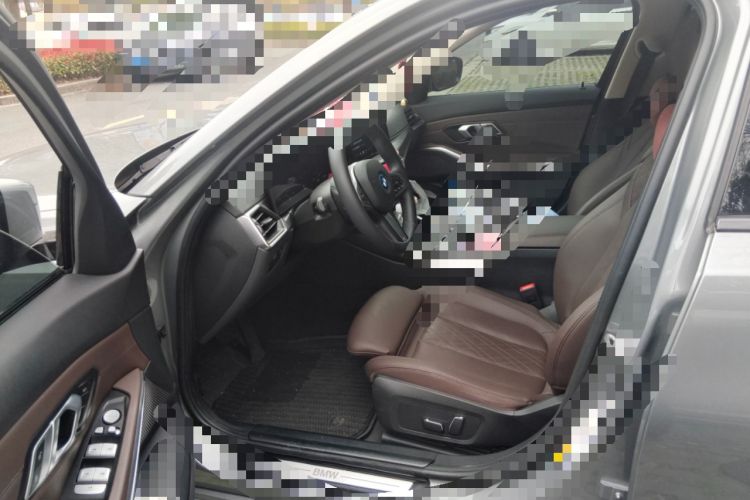 Used BMW i3 2024 eDrive 35 L
