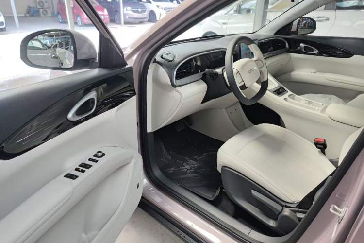 Used Geely Galaxy Geome 2026 Model 310km Youth Edition Driver Seat