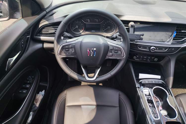 Used Buick Regal 2024 Revised 25T Ultra-Comfort Edition