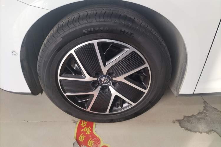 Used BYD Qin L 2025 DM-i Smart Drive 120KM Superior Model