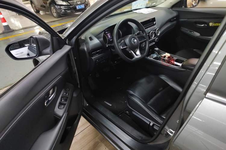 Used Nissan Sylphy 2021 1.6L XE CVT Comfort Edition Driver Seat