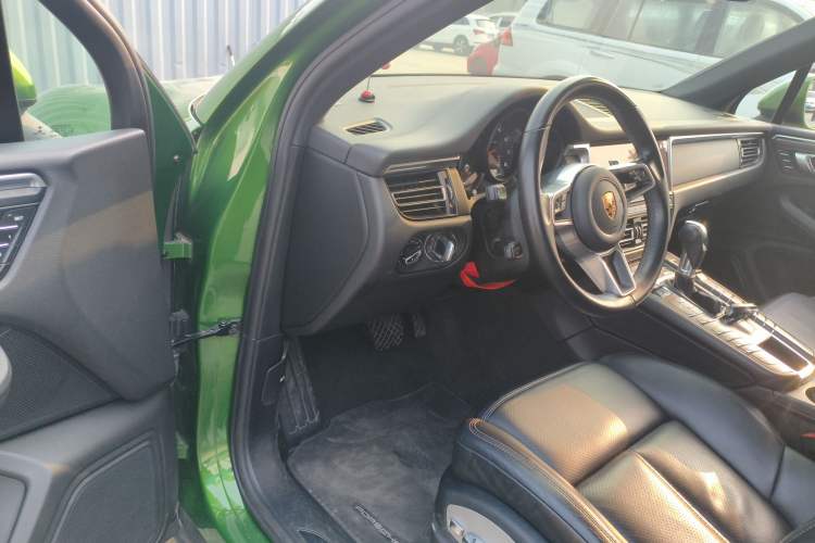 Used Porsche Macan 2020 Macan 2.0T
