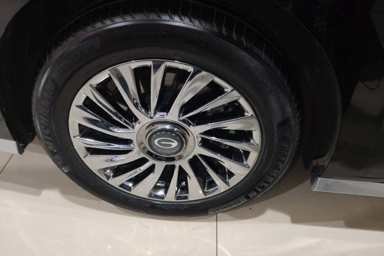 Used GAC Trumpchi M8 2024 Zongshi Series 400T Ultimate Edition Exterior 5