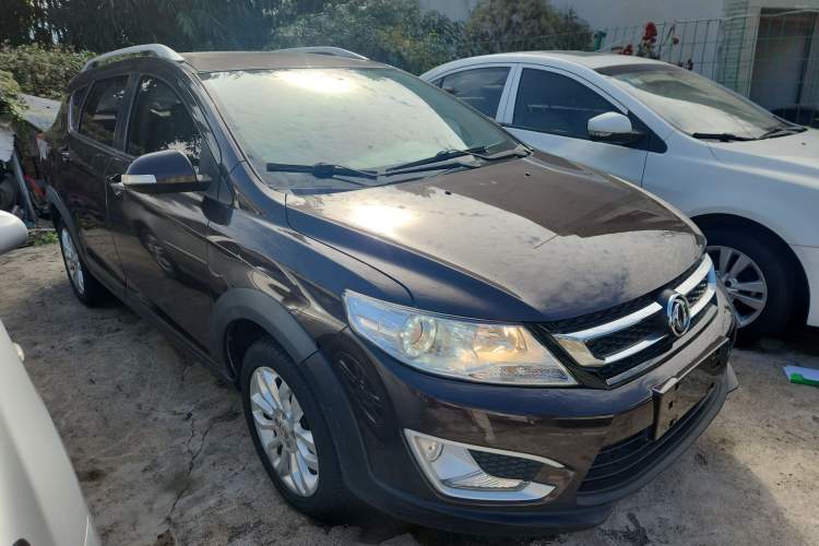 Used Dongfeng Aeolus AX3 2016 1.5L Manual ZhiKu Model