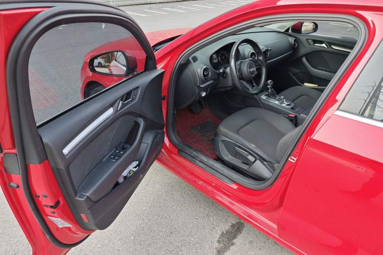 Used Audi A3 2018 30th Anniversary Edition Limousine 35 TFSI Ambition Model
