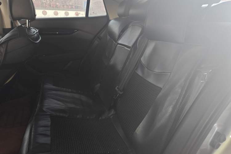 Used Dongfeng Aeolus Yixuan 2020 230T Automatic Advanced Edition Left Rear Seat