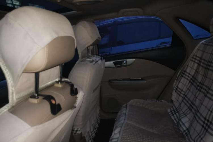 Used Buick Excelle 2011 1.6 LX-MT Headliner