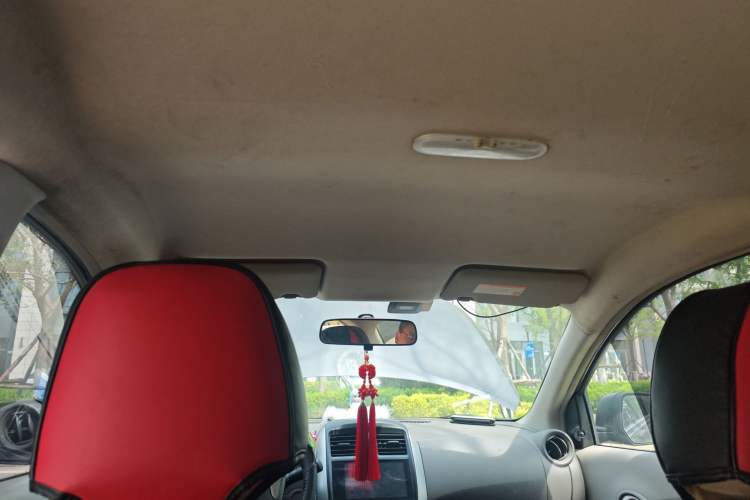 Used Nissan Sunny 2015 1.5XE Manual Comfort Edition Headliner