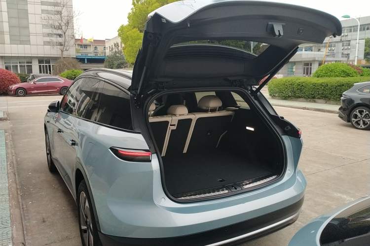 Used Nio ES6 2023 75 kWh Trunk