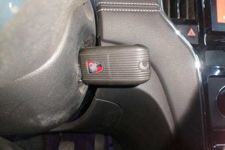 Used Roewe RX5 2016 20T Two-Wheel Drive Manual Flagship Edition