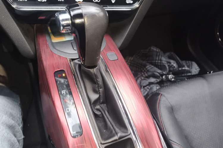 Used Honda XR-V 2015 1.8L VTi CVT Luxury Edition Gear Lever