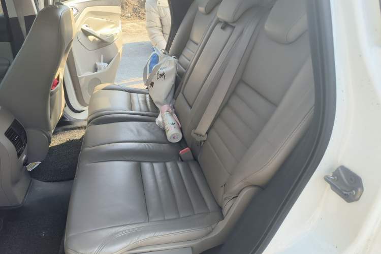 Used Ford Kuga 2013 2.0L GTDi Four-Wheel-Drive Elite Model
