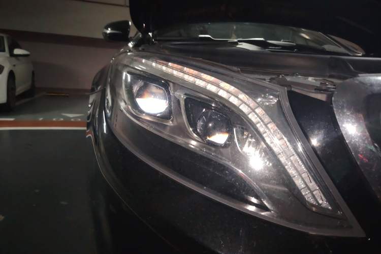 Used Mercedes-Benz S-Class 2014 S 320 L Business Model
