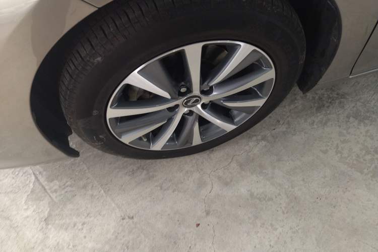 Used Lexus ES 2020 200 Excellence Edition