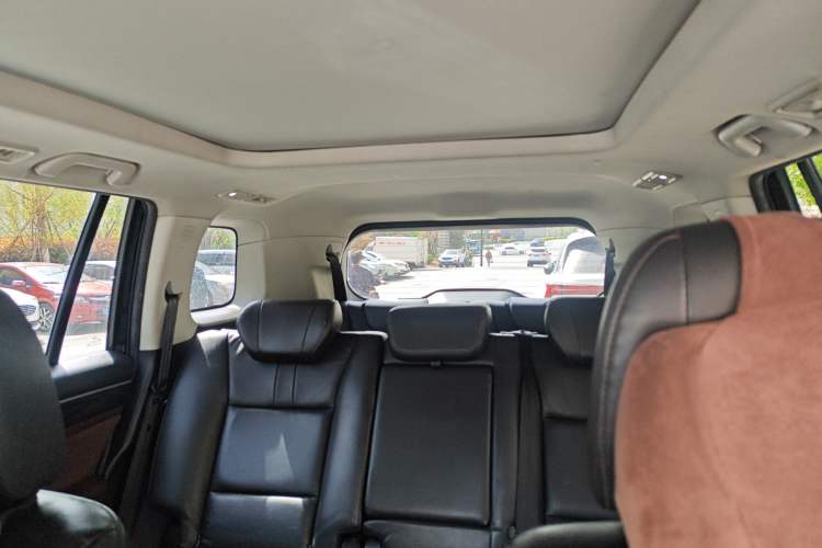 Used GAC Trumpchi GS8 2017 320T Two-Wheel Drive Luxury Smart Connectivity Version (7 Seats)