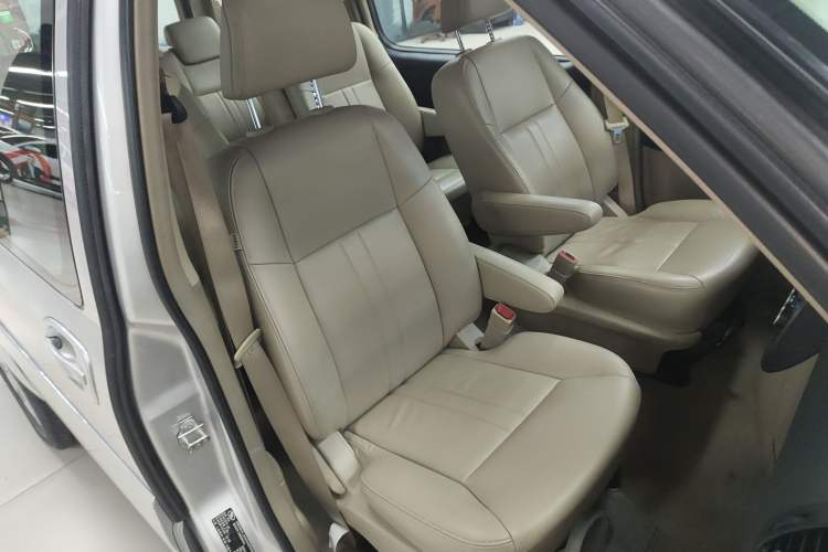 Used Buick GL8 2014 2.4L Executive Edition