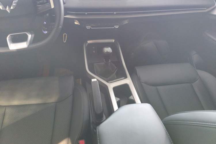 Used Wuling Jiachen 2022 1.5T Manual Comfort & Dynamic Version