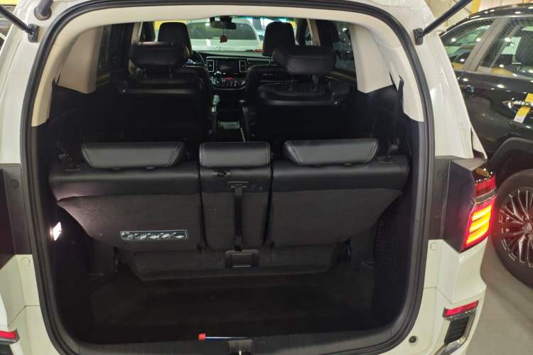 Used Honda Elysion 2019 2.0L Hybrid Luxury Edition