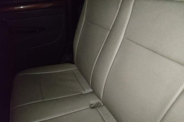 Used Wuling Hongguang 2015 1.2L S Base Model China V Standard Left Rear Seat