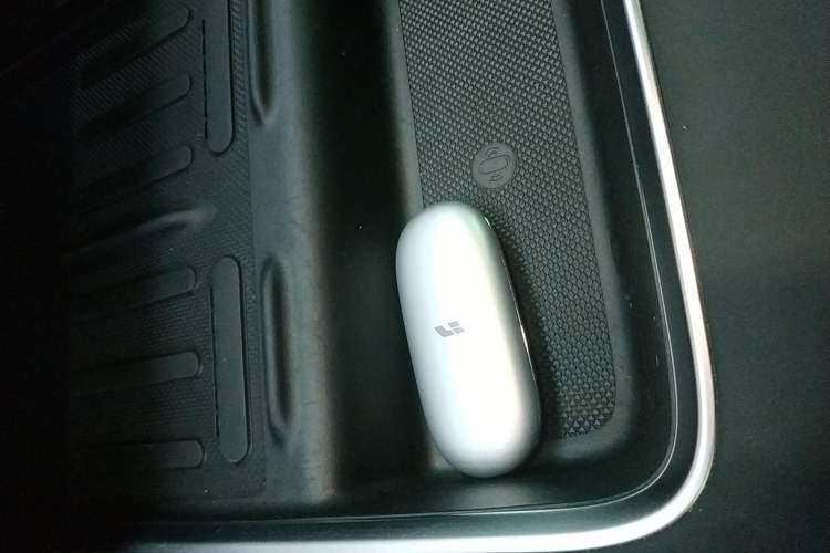 Used Li Auto L8 2023 Pro Model
