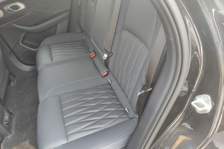 Used NETA L 2024 Extended-Range 310 Flash-Charge Red Edition
