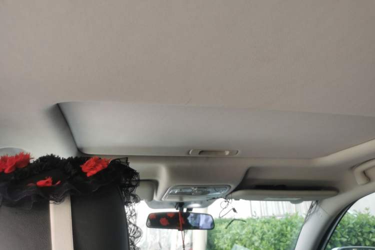 Used CHANGAN CS75 2014 2.0L Manual Luxury Version China IV Standard Headliner