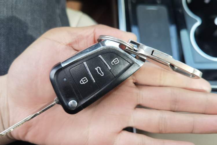 Used Buick GL8 2013 2.4L Comfort Edition Vehicle Key
