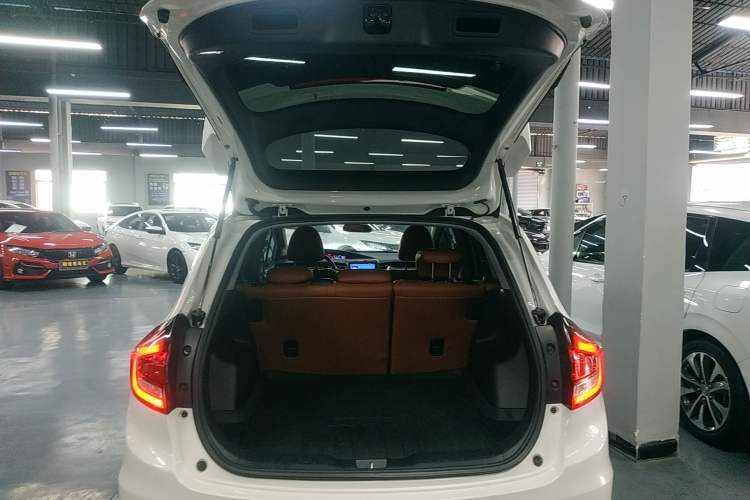 Used Honda Jade 2020 1.8L Automatic Classic Edition
