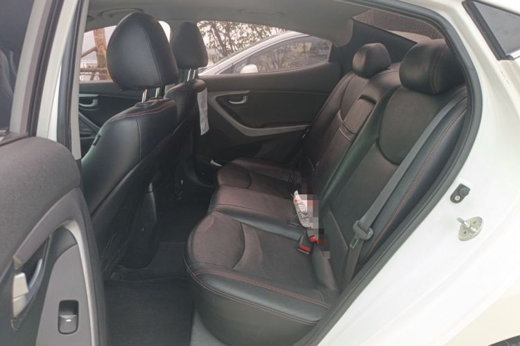 Used Hyundai Elantra (5th Generation / Langdong) 2016 1.6L Automatic Prestige Model
