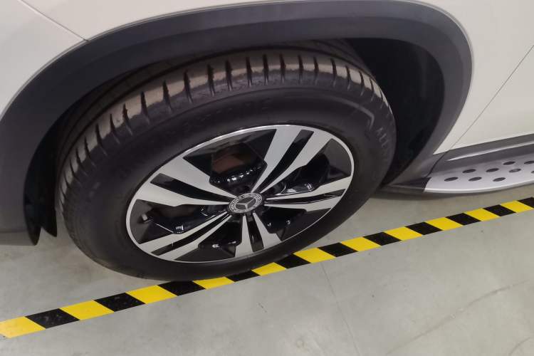 Used Mercedes-Benz GLA 2022 Facelifted GLA 200 Left Front Wheel Hub