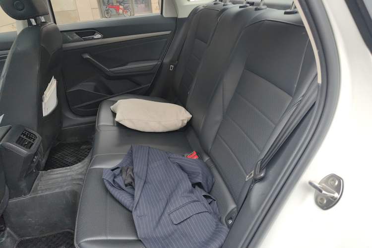 Used Volkswagen Lavida 2019 1.5L Automatic Comfort Edition China VI Standard