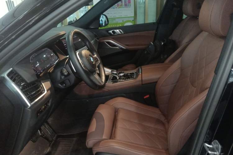 Used BMW X6 2022 Second Facelift xDrive40i M Sport Package
