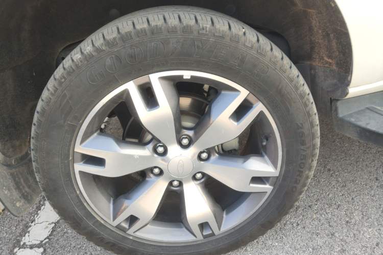 Used Ford Everest 2017 2.0T Gasoline Automatic 4x4 Flagship Edition 7 Seats
