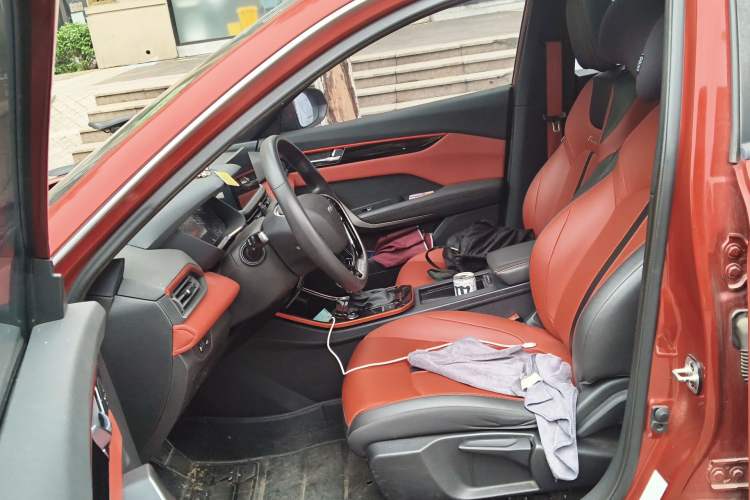 Used Dongfeng Aeolus Yixuan 2021 230T Automatic Zuiying Knight Edition Left Front Seat