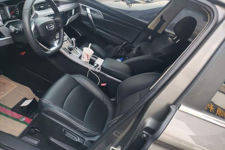 Used Geely Auto Emgrand X7 Sport 2021 Million Edition 1.8TD DCT Two-Wheel Drive Comfort Model Left Front Seat