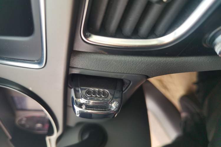 Used Audi A4L 2013 30 TFSI Automatic Comfort Model
