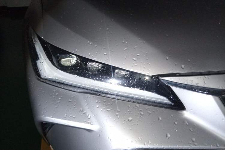 Used Toyota Avalon 2022 2.0L Luxury Edition