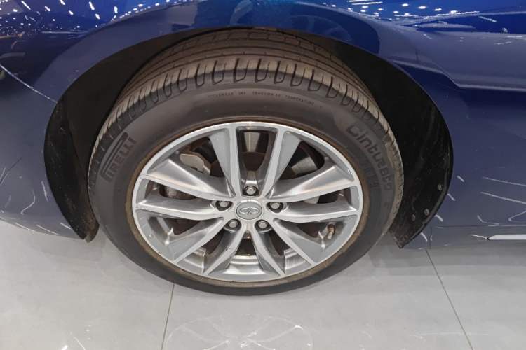 Used Infiniti Q50L 2018 2.0T Comfort Edition China VI Standard