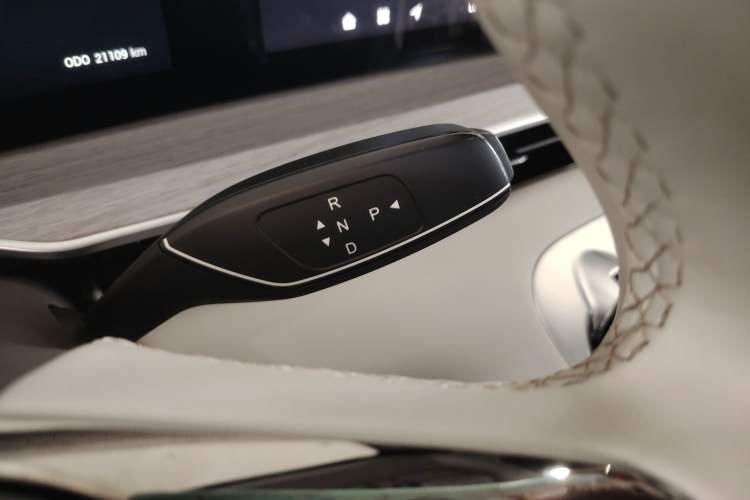 Used EXEED Stellar C-DM 2024 1.5T Long-Range Pro Gear Lever