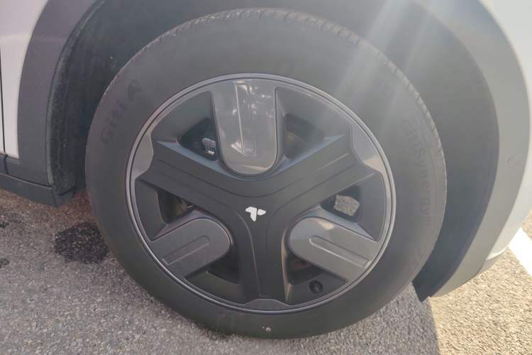 Used firefly firefly 2025 Free Edition
