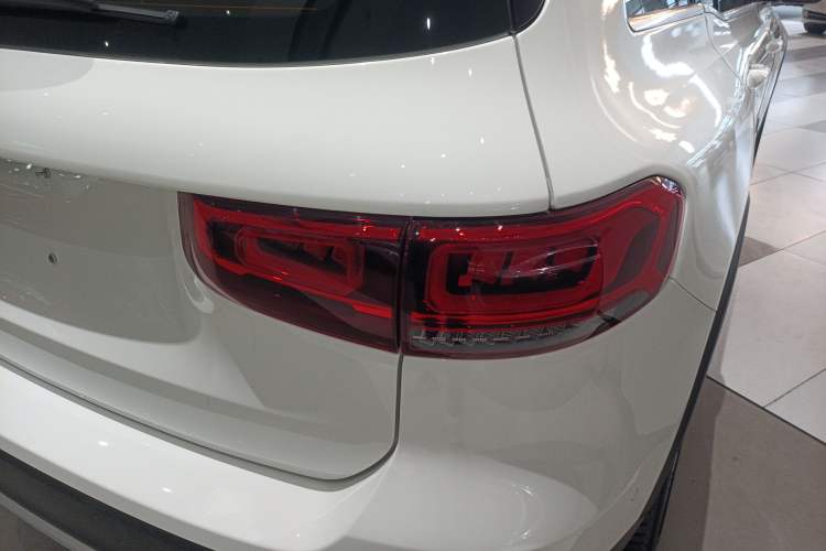 Used Mercedes-Benz GLB 2022 Second Facelift GLB 200 Fashion Edition
