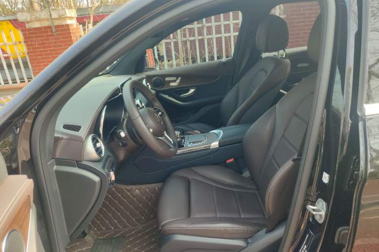 Used Mercedes-Benz GLC 2022 Second Facelift GLC 260 L 4MATIC Luxury Edition