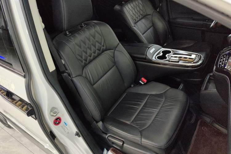 Used Honda Elysion 2019 2.0L Hybrid Luxury Edition
